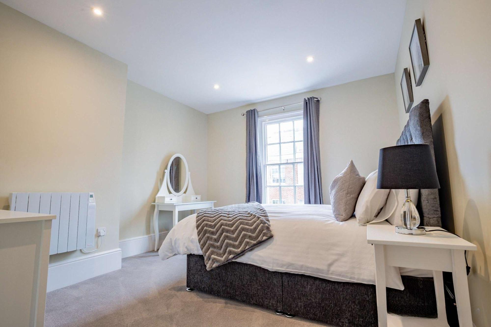 Host & Stay - Shaw Street Suite Устър Екстериор снимка