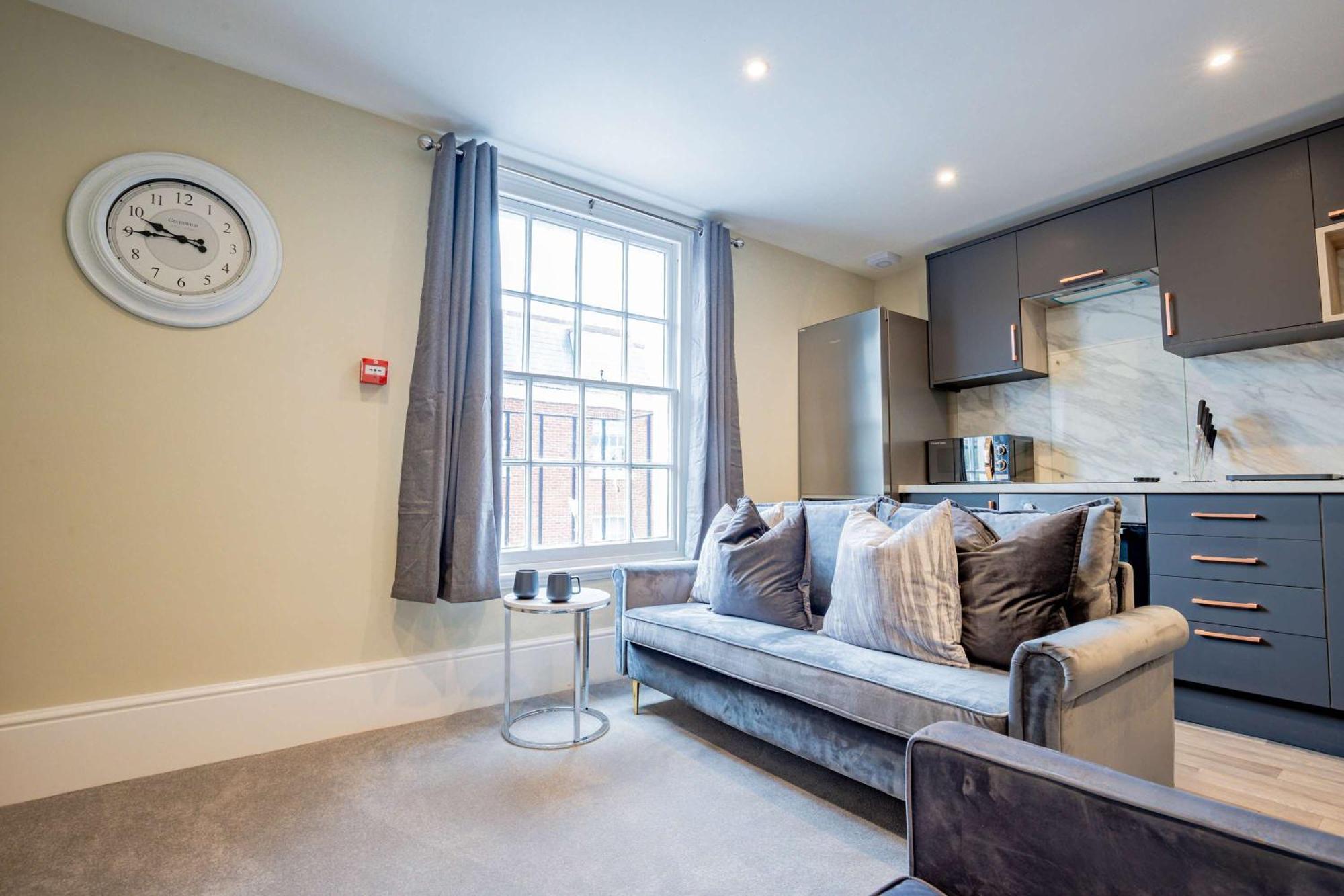 Host & Stay - Shaw Street Suite Устър Екстериор снимка